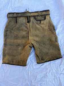 Lederhosen Bávaros - Lederhosen para el Oktoberfest - Pantalones Cortos Lederhosen Alemanes - Ropa Tradicional para Hombre para el Oktoberfest - Product Image 6