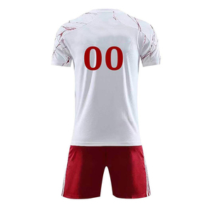 เสื้อฟุตบอลสโมสรแบบกำหนดเอง คุณภาพไทย ชุดฟุตบอลพร้อมชื่อและหมายเลข ชุดฟุตบอลทีมชาติแท้ - Product Image 3