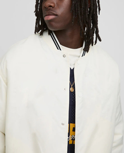 Veste universitaire unisexe avec logo brodé personnalisé, design patchwork, haute qualité, 100% cuir PU réversible, écologique, pour hommes - Product Image 3