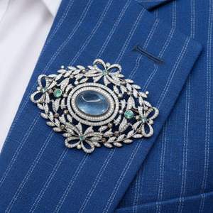 สร้อยคอเพชรพลอยอะความารีนชุบทองคำสำหรับทุกเพศ หรือที่เรียกว่าเข็มกลัด - Product Image 4