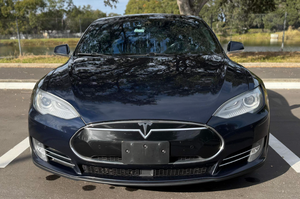 SUV Híbrido de Segunda Mano de Lujo, T-e-sla Model S 85D Sport, Autos Baratos Usados - Product Image 2