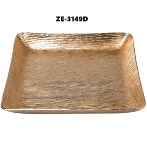Bandeja Decorativa Premium para Decoración de Interiores Contemporáneos, Tiendas Minoristas en Todo el Mundo, Diseño Art Deco de Cristal Moderno - Product Image 1