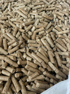 Granulés de bois de haute qualité pour l'exportation |   Certifié ENplus A1/A2 |   Approvisionnement en gros - Approvisionnement en gros de granulés de bois industriels - Product Image 2