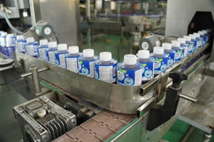 Nico Nico Bebidas de Jugo de Melocotón en Botella PET de 320 ml con Nata De Coco, Fabricante Vietnamita de Bebidas, OEM Mogu Drinks, Muestras Gratis - Product Image 5