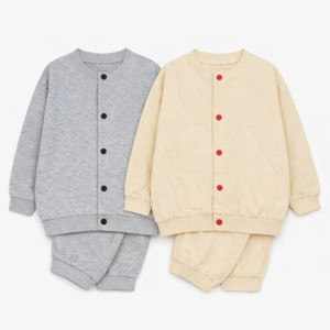 JALBEBE Set Felpa Manica Lunga 100% Cotone Invernale Tinta Unita Cardigan Pantaloni Jogger 2 Pezzi Ingrosso Unisex Neonato con Bottoni - Product Image 1