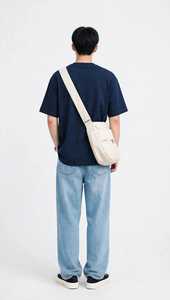 เสื้อยืดคอกลมแขนสั้นสีน้ำเงินกรมท่าสำหรับผู้ชาย ONETEN ผ้าฝ้าย 100% พิมพ์ลายสกรีน ป้องกันรอยยับ ทรงปกติ สวมใส่สบาย - Product Image 6