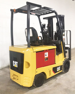 รถยกไฟฟ้ากำลังสูง Caterpillar EC30N2 ความจุ 6000 ปอนด์ - Product Image 1