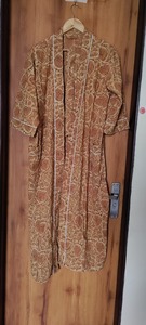 Kimono Artesanal con Estampado Floral - Product Image 2