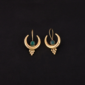 Pendientes de Aro con Diseño de Luna, Chapados en Oro, con Piedra de Ónix Verde, 45x27MM - Product Image 3