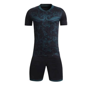 Conjunto de Pantalones Cortos de Fútbol Sublimados de Alta Calidad, Dos Piezas, Uniforme de Fútbol con Estampado Vintage, 100% Poliéster, Uniformes Deportivos para Equipos - Product Image 1