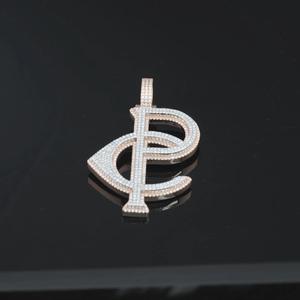 Colgante de Letra Personalizado Estilo Hip Hop con Moissanita VVS de Corte Brillante Certificada IGI, Base Plateada en Plata Sólida para Moda Hip Hop - Product Image 6