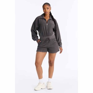 Ensembles de vêtements de détente personnalisés pour femmes, ensemble sweat-shirt et short en molleton vintage surdimensionné, effet délavé, avec logo personnalisé - Product Image 3