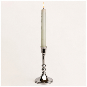 Porte-bougie conique en métal argenté de luxe, chandelier moderne et élancé pour centre de table de mariage et décoration de table minimaliste à domicile - Product Image 1