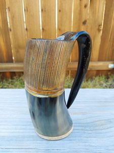 Mug en corne de buffle poli à la main de qualité supérieure, chopes à bière viking naturelles, tasses rustiques faites à la main, artisanat traditionnel en corne - Product Image 5