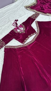 Ensemble Lehenga Choli de mariage indien traditionnel pour femme, avec broderie en velours, longueur au sol, avec dupatta - Product Image 5