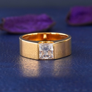 Bague de fiançailles en diamant de laboratoire taille princesse 2,05 carats, or massif 14 carats, clarté VVS1, pour mariage, solitaire de mariée - Product Image 1