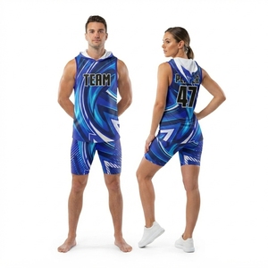 Vêtements de sport de qualité supérieure, uniformes personnalisés 7 sur 7, uniformes 7 sur 7 très demandés, fabriqués au Pakistan - Product Image 2