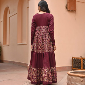Vestido largo estampado para mujer, diseño estampado hermoso, tela cómoda, elegante, informal, para salidas diarias - Product Image 2