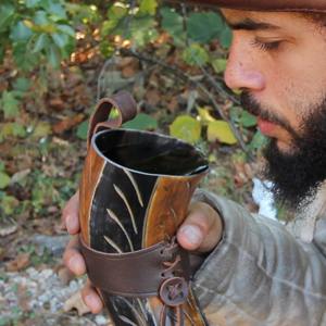 M.I.G. en Oferta Jarra Vikinga Vintage Hecha a Mano con Cuerno de Búfalo Natural, Pulida, Ecológica, para Cerveza y Vino - Product Image 5