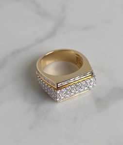 Anillo de Sello para Hombre con Diamantes Redondos Brillantes y de Corte Baguette en Oro de 14K Chapado para Boda o Compromiso - Product Image 3