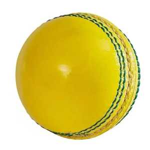 Balles de cricket en gros - Légères, couleurs et logos personnalisés, équipement d'entraînement sportif avec service sur mesure pour hommes - Product Image 1