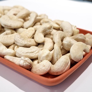 เมล็ดมะม่วงหิมพานต์ขาวออร์แกนิคธรรมชาติจากแอฟริกา W240 ได้รับการรับรองฮาลาล เหมาะสำหรับทำบาร์ธัญพืชเพื่อสุขภาพและการแปรรูปอาหารออร์แกนิค - Product Image 6