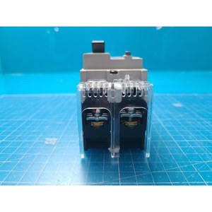 Disjoncteur différentiel Fuji EW32AAG(15A) d'occasion – Pièces détachées d'équipement semi-conducteur de la génération précédente - Product Image 5