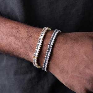 Bracelet tennis de luxe pour homme avec diamants taille baguette, en argent et or, style hip-hop, bijou élégant et affirmé - Product Image 1