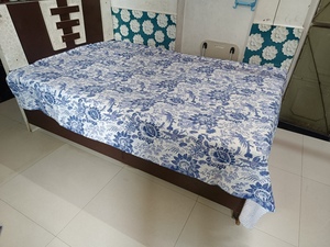 Cubrecama Floral con Estampado de Pájaros, Estilo Bohemio, Moderno, para Todas las Estaciones, de Mezclilla Estampada, con Relleno de Algodón Hecho a Mano, para Uso Doméstico - Product Image 1