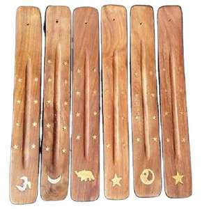 Quemador de Incienso Portátil de Madera Hecho a Mano en India para Uso Religioso - Product Image 3