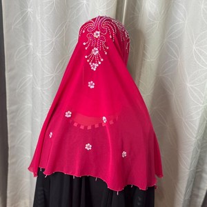 Pañuelo Hijab Rosa Bordado con Flores, Gorro para Mujer, Hecho a Mano, de Seda Elástica, Forma Cuadrada, Bordado Artesanal, Punto de Cruz ALI - Product Image 3