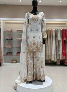 Ensemble Sharara élégant en Georgette blanche avec broderies lourdes, style Antra, infroissable, séchage rapide, tenue ethnique de fête, style pakistanais - Product Image 2