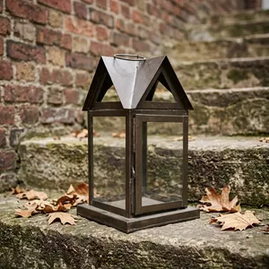 Lanterne en fer artisanale avec panneaux en verre et design en forme de maison, modèle L226, pour la décoration de la maison - Product Image 4