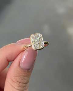 Anillo de Diamante Cultivado en Laboratorio de 3.01CT VS1 con Corte Radiante, Oro Sólido de 14K, Regalo Perfecto para Bodas y Fiestas para Enamorados - Product Image 6