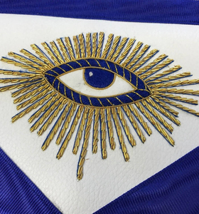 Delantal Masónico de Past Master para Logia Azul, Bordado a Mano en Azul y Dorado, Durabilidad, Presentación Profesional, Venta al por Mayor - Product Image 2