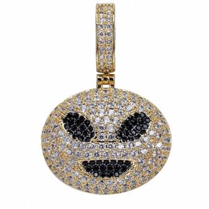 Collar con Colgante de Emoji Alienígena con Circonitas de Briva Jewels, para Hombre y Mujer, Estilo Hip Hop, Chapado en Rodio, Plata y Oro, Regalo - Product Image 1