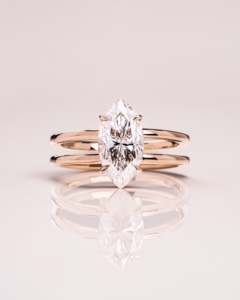Bague de fiançailles en or pur 14 carats certifiée IGI avec diamant de laboratoire taille marquise, double bande, design unique, bijoux fins - Product Image 1