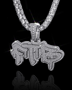 Pendentif lettre style Dripping design personnalisé Pendentif style designer tendance en argent sterling avec moissanites de qualité VVS - Product Image 2