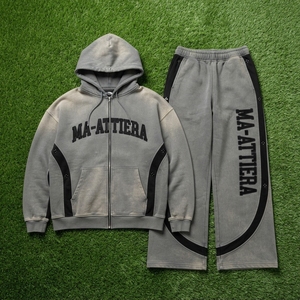 Conjunto deportivo de dos piezas para hombre, con sudadera con capucha gris con cremallera y bloques de color, y pantalones deportivos de pierna ancha. - Product Image 5