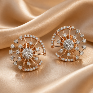 ต่างหูเพชรทรงกลมสีโรสโกลด์ 14K สุดหรู พร้อมดีไซน์ลายดอกไม้ฉลุลาย สำหรับผู้หญิง ใช้ในงานแต่งงานและงานปาร์ตี้ - Product Image 3