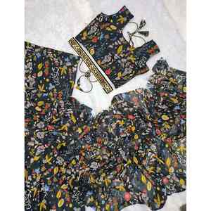 ชุดผ้าแพรจีออร์แกตผ้าพิมพ์ลายดิจิทัลผ้าทำงานมีระบายสไตล์เลเฮงก้าพร้อมเสื้อปักและเข็มขัดสีดำ - Product Image 3