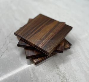 Sous-verre en bois noyer de la meilleure qualité de forme carrée Ensemble de 4 pièces Sous-verre en bois pour tasse à thé Personnaliser le logo Design carré à bas prix - Product Image 1