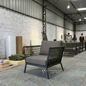 Sillas de Comedor Portátiles Modernas de Lujo, Asientos de Madera Duraderos y Ecológicos de Primera Calidad para Hogar, Restaurante, Cafetería y Uso Comercial - Product Image 1