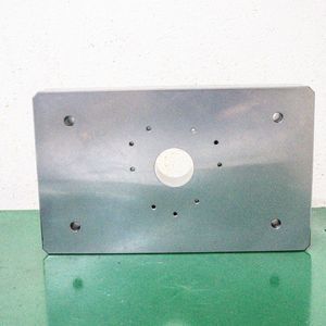 AMT VINA Prototipado Rápido, Base Rectangular de Acero y Aluminio Mecanizada por CNC de Precisión Personalizada, MOQ Bajo - Product Image 4