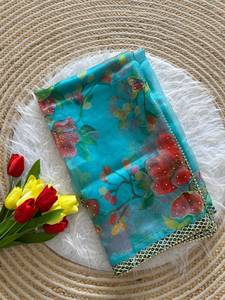 Sari en organza imprimé floral multicolore pour femmes, sari indien ethnique de créateur pour les occasions spéciales, avec bordure en dentelle miroir. - Product Image 1