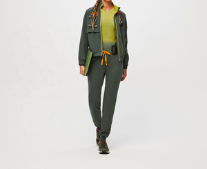 Ensemble de Blouse et Pantalon Vert Respirant de Qualité Supérieure pour Femme 2026 – Tenue d'Hôpital en Polyester Tricoté - Product Image 1