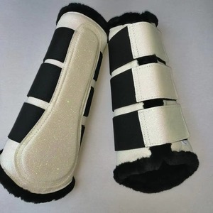 Protège-tendons d'équitation professionnels en maille, conçus pour un confort léger et une protection fiable des jambes - Product Image 4