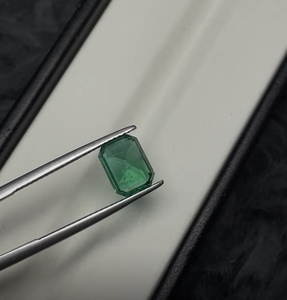 Esmeralda Verde Natural Octogonal, Gema Suelta para Joyería - Product Image 5