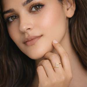 Hallmark Silver Elegant Floral Cluster Gold Plated Ring Watch - Product Image 3