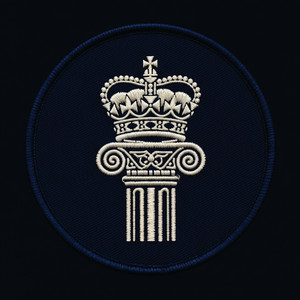 Écusson brodé bleu marine et argenté, motif Couronne des Piliers Maçonniques, pour Régalia de Franc-maçonnerie, insigne en fils métalliques, applique pour uniforme rituel, emblème à coudre - Product Image 1